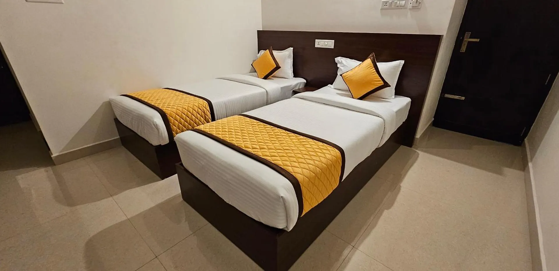 ***  Blueway Residency Downtown Hotel Thiruvananthapuram Ινδία