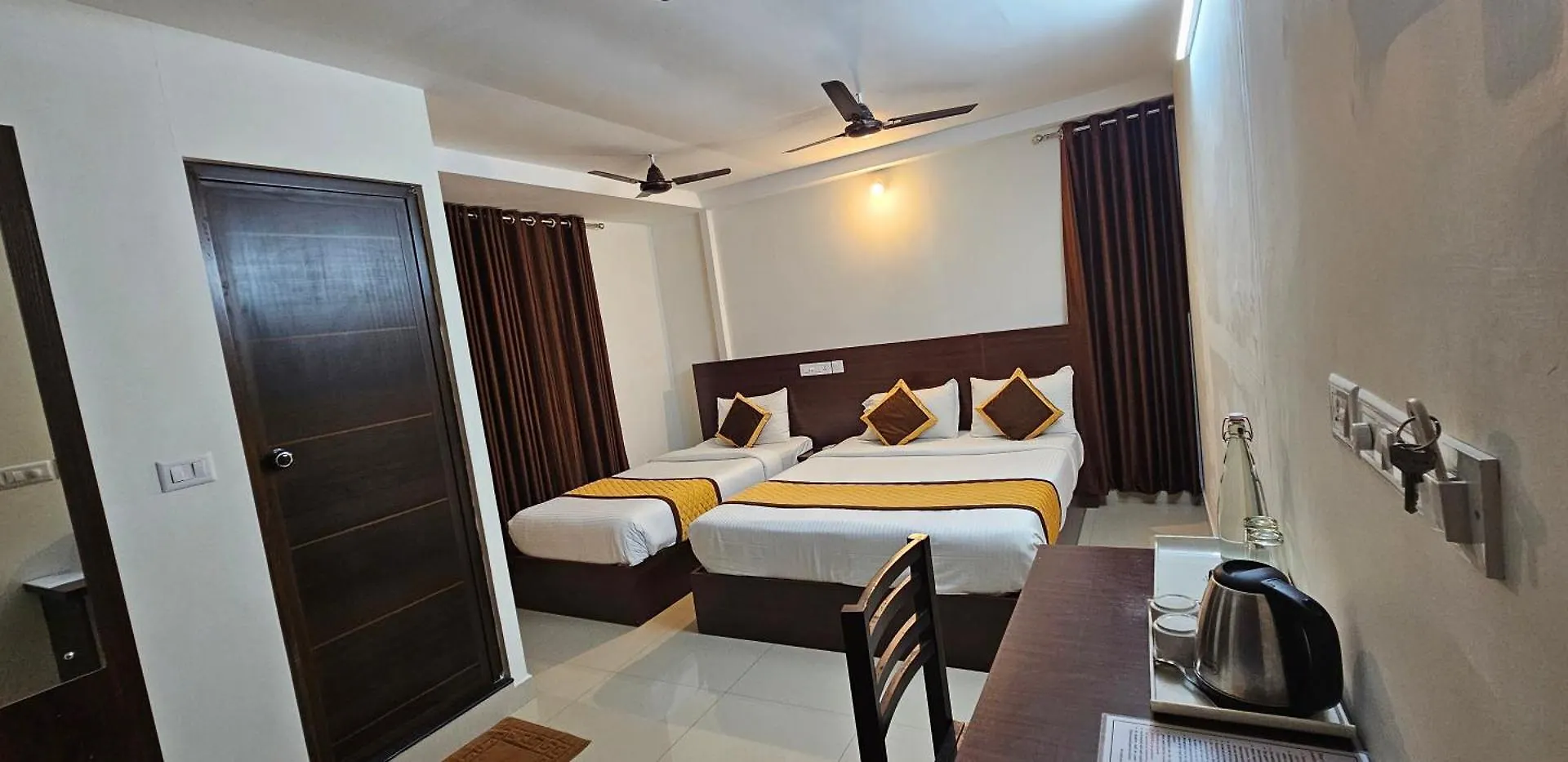 ***  Blueway Residency Downtown Hotel Thiruvananthapuram Ινδία
